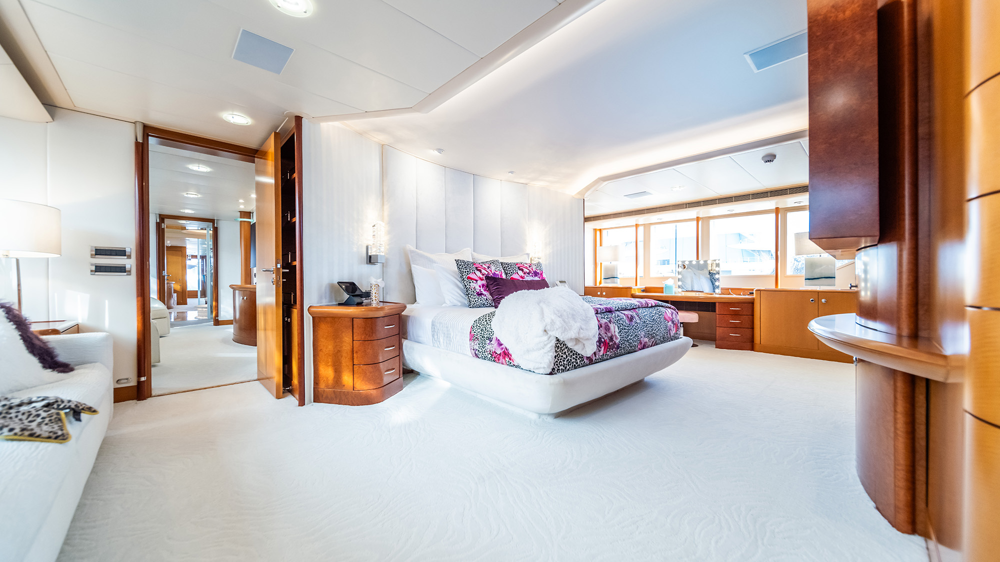 TASIA owners suite