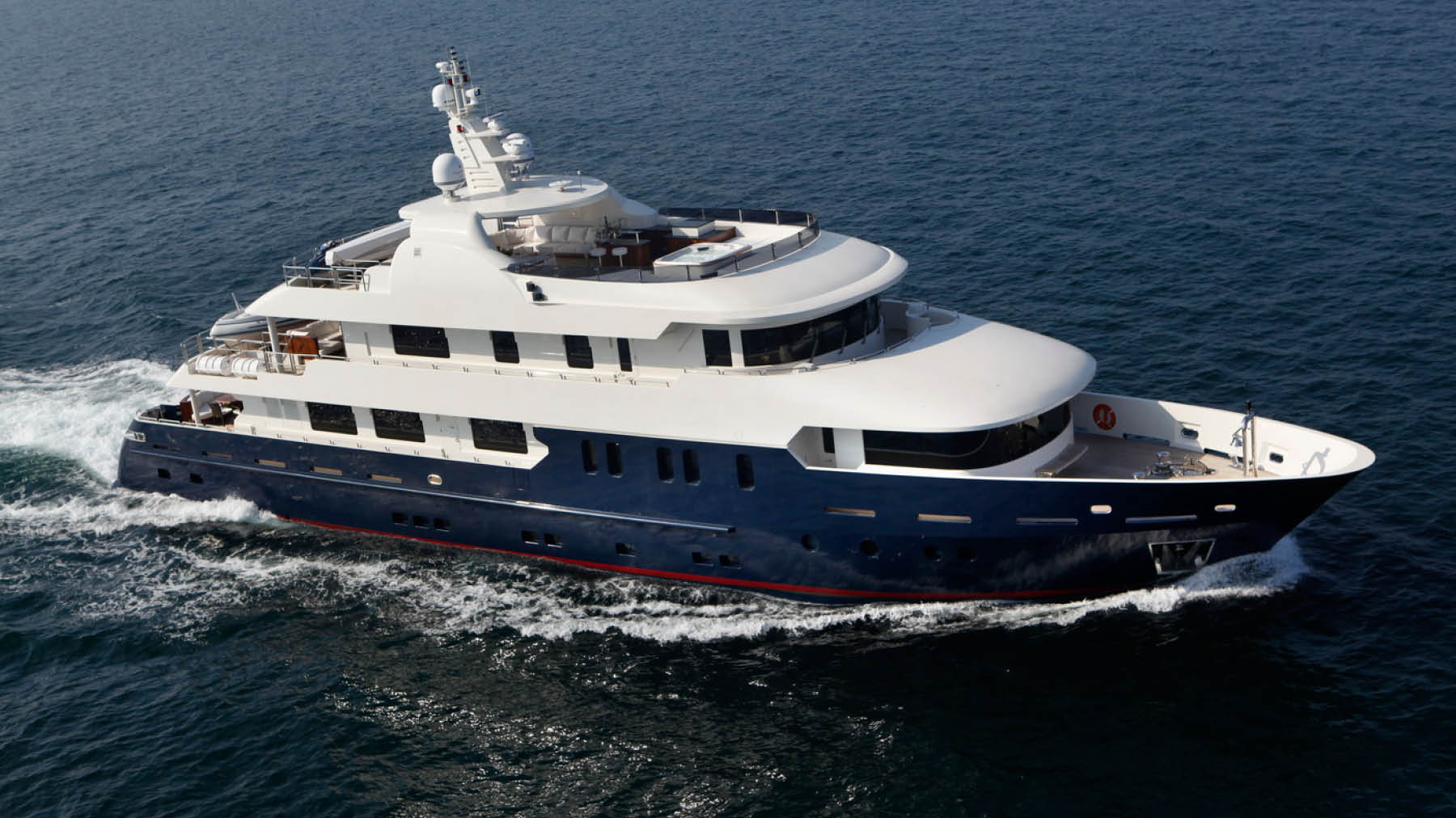 Серенити логотип. Serenity 2 yacht. Яхта serenity am jersey. Serenity am. Яхта serene.