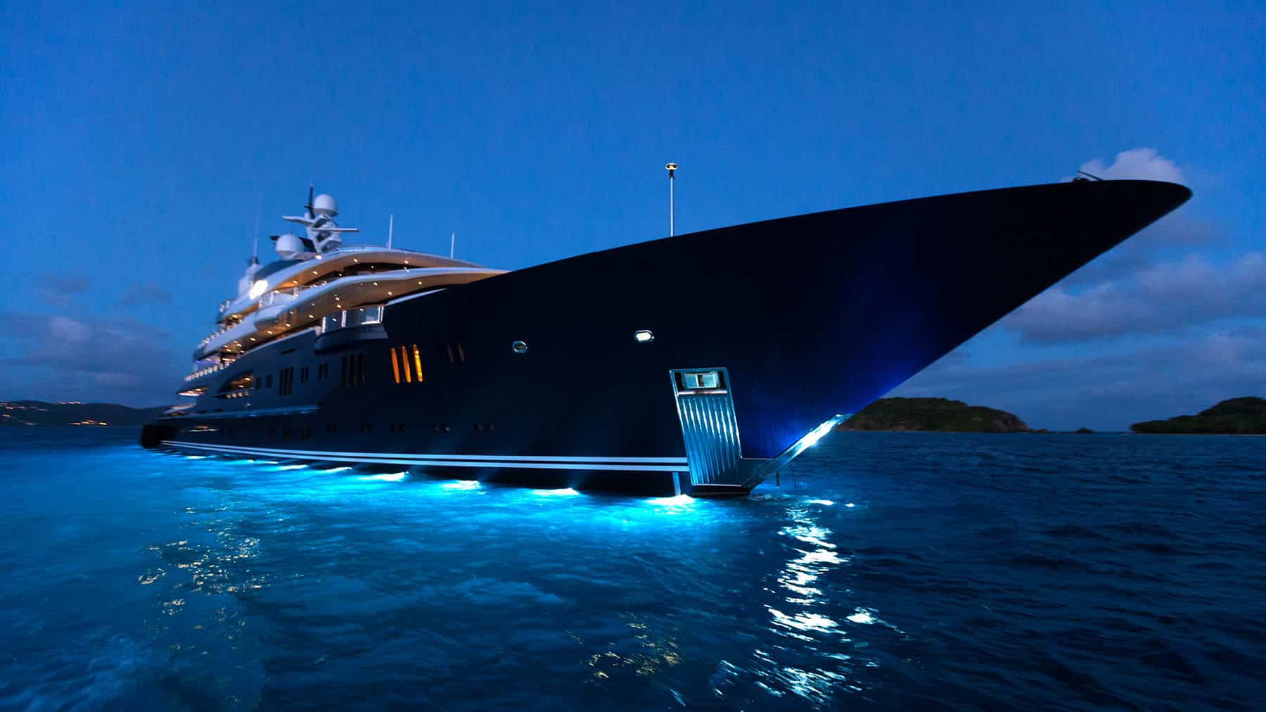 Luxury Yacht Charter. 