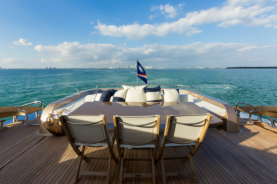 AB Yachts FIVE WAVES Sold by Moran Yacht & Ship Brokers