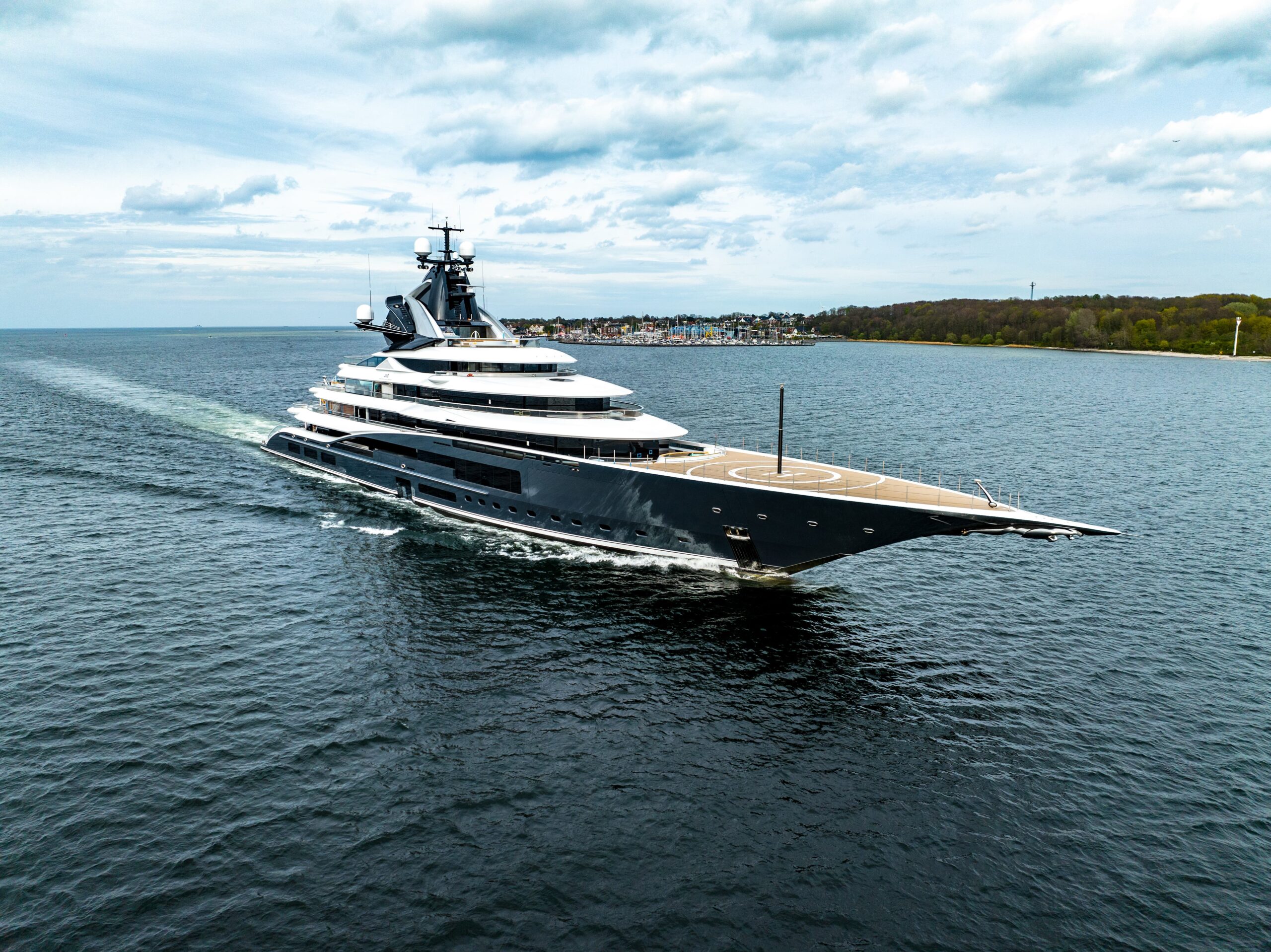 Lurssen KISMET Delivered by Moran Yacht & Ship