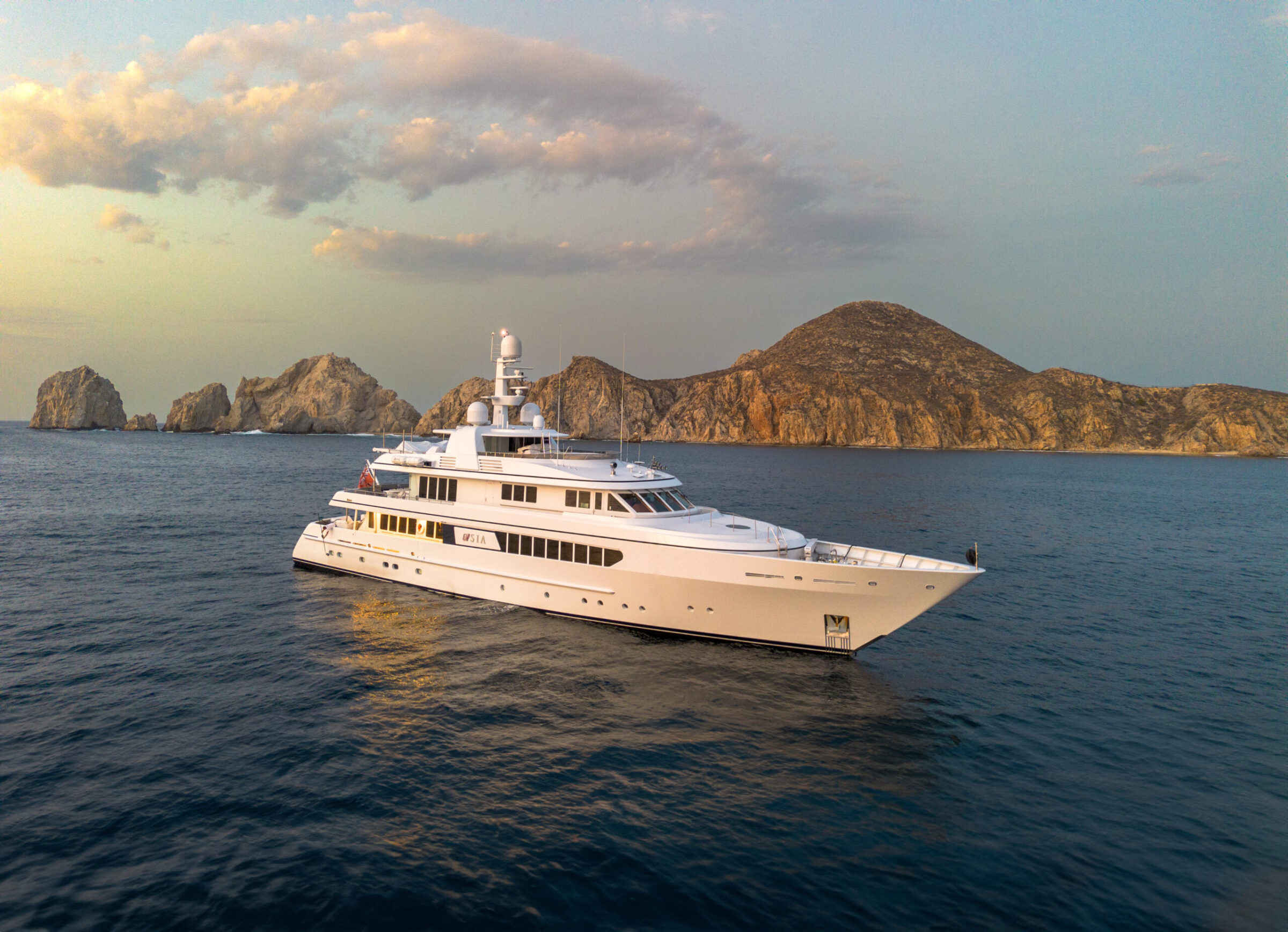 Feadship Superyacht TASIA Sold
