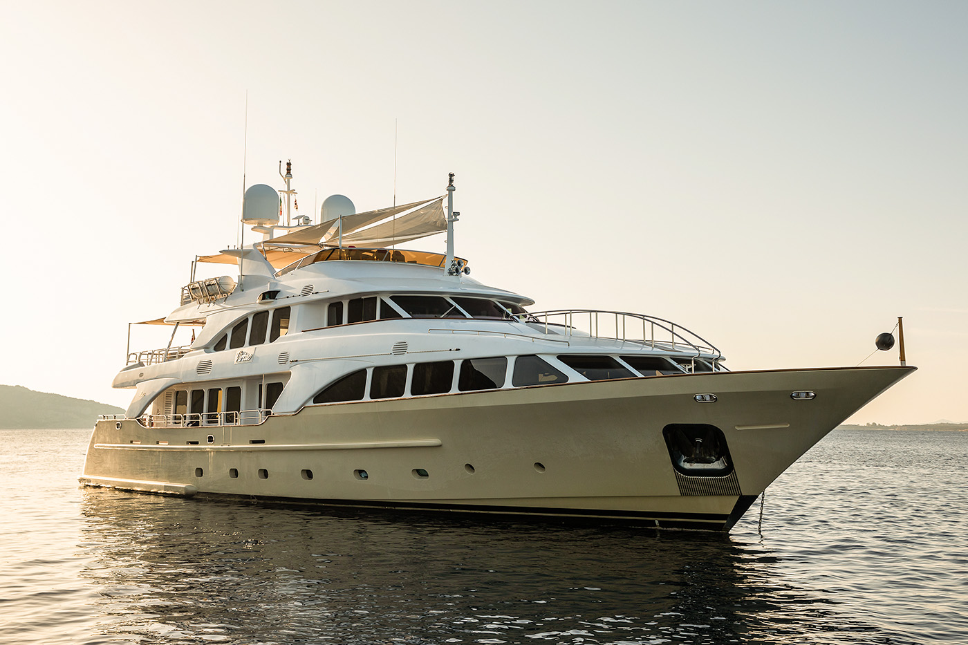 VIRTUE Yacht Charter