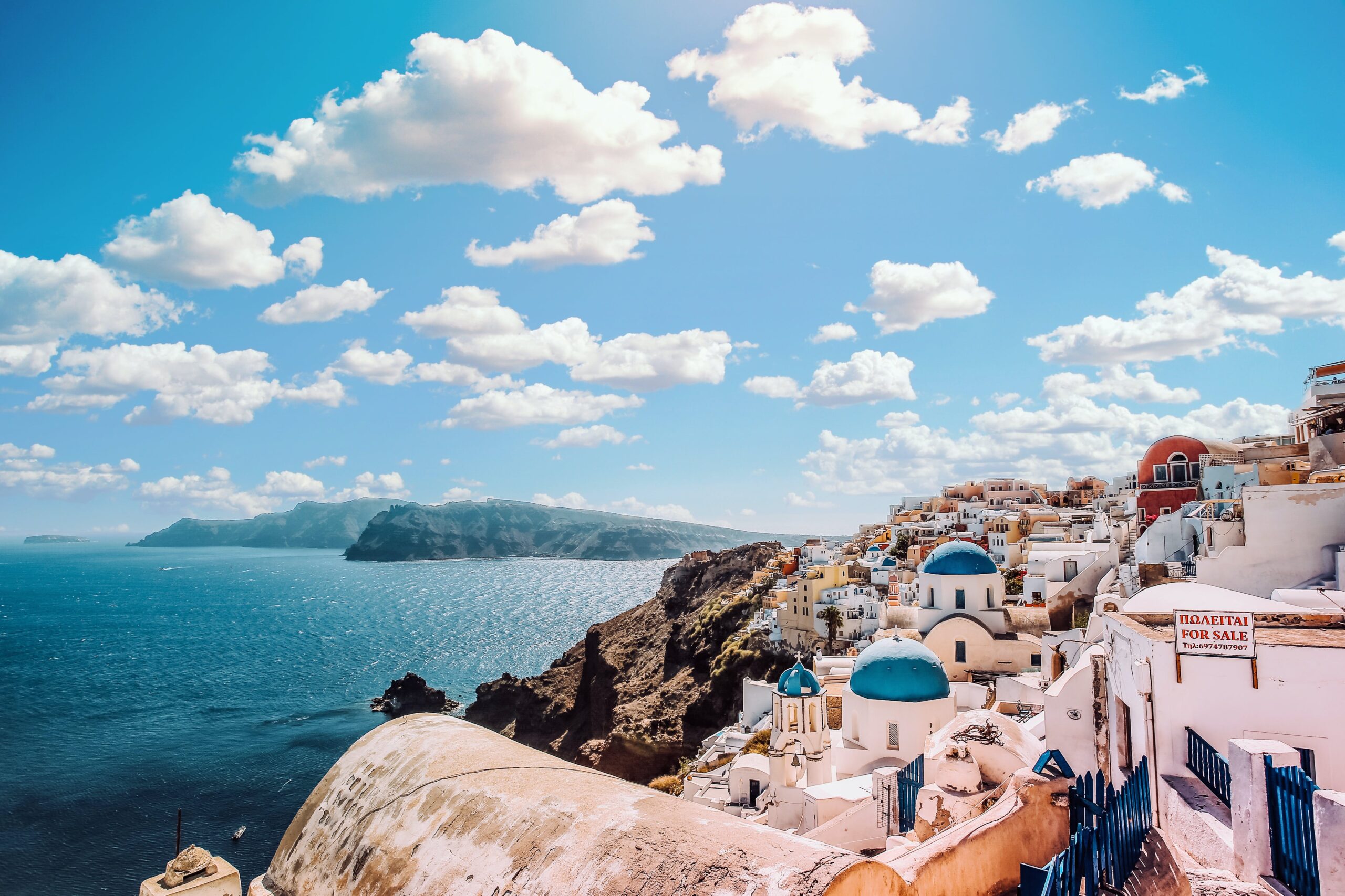 Explore the remarkable history of Greece aboard a Moran Yacht & Ship charter