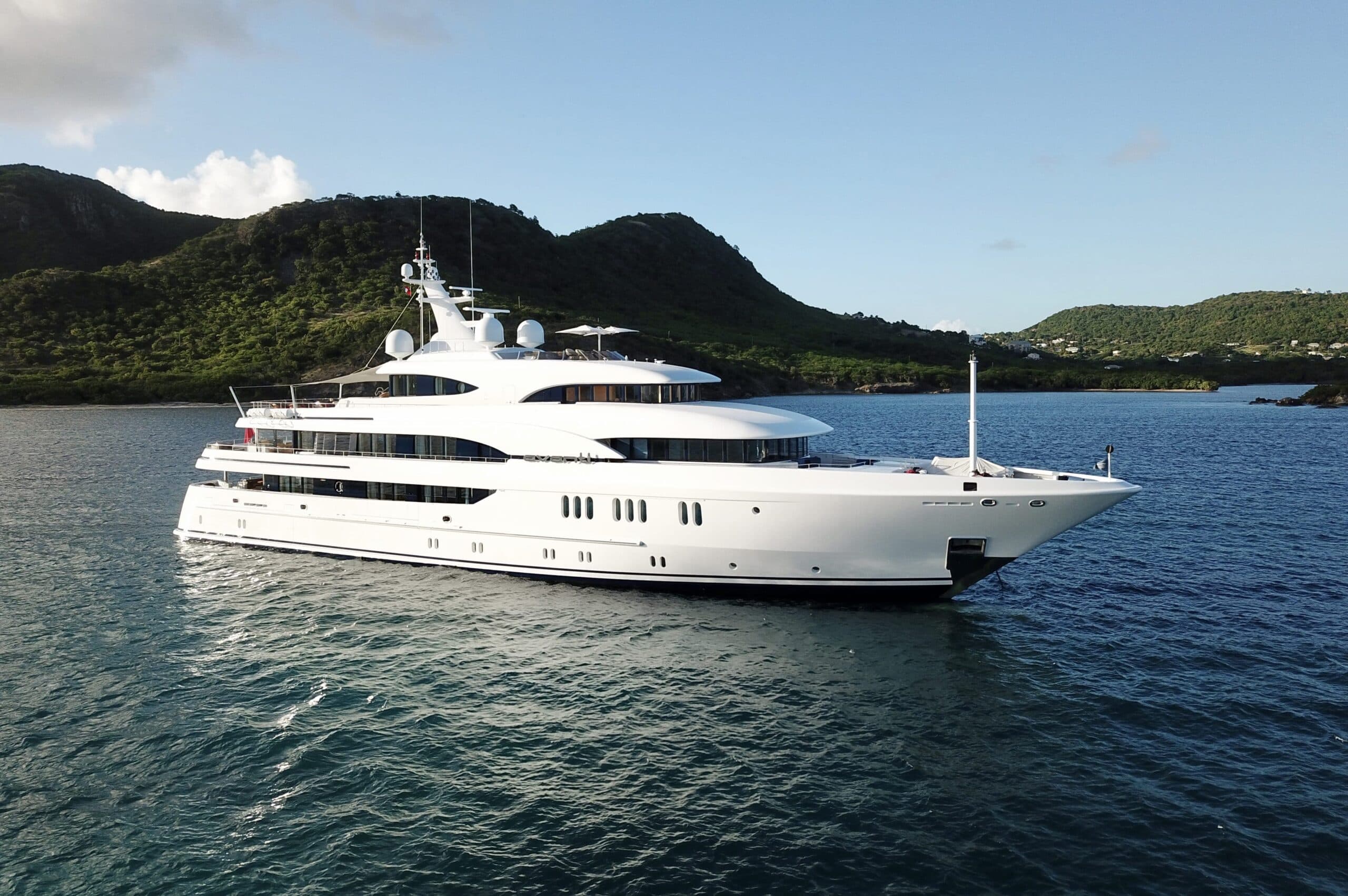 AVANTI Yacht For Sale AVANTI Yacht Moran Yacht & Ship
