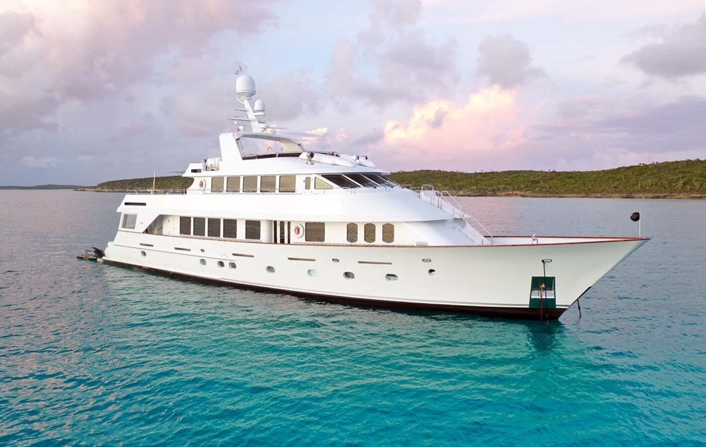 120ft CHRISTENSEN yacht CHANSON u2014 exterior