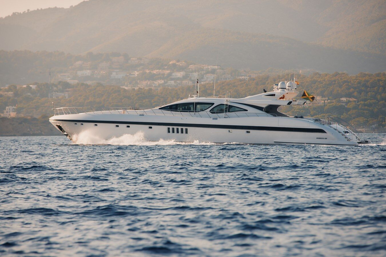 130ft OVERMARINE GROUP yacht JOMAR u2014 exterior