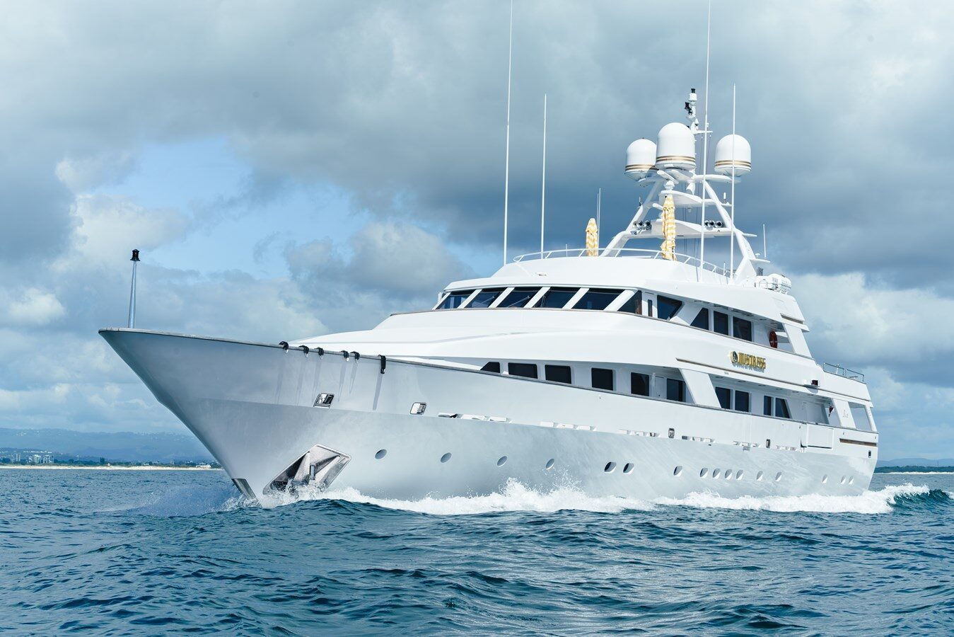 151ft BENETTI YACHTS yacht MISTRESS u2014 exterior