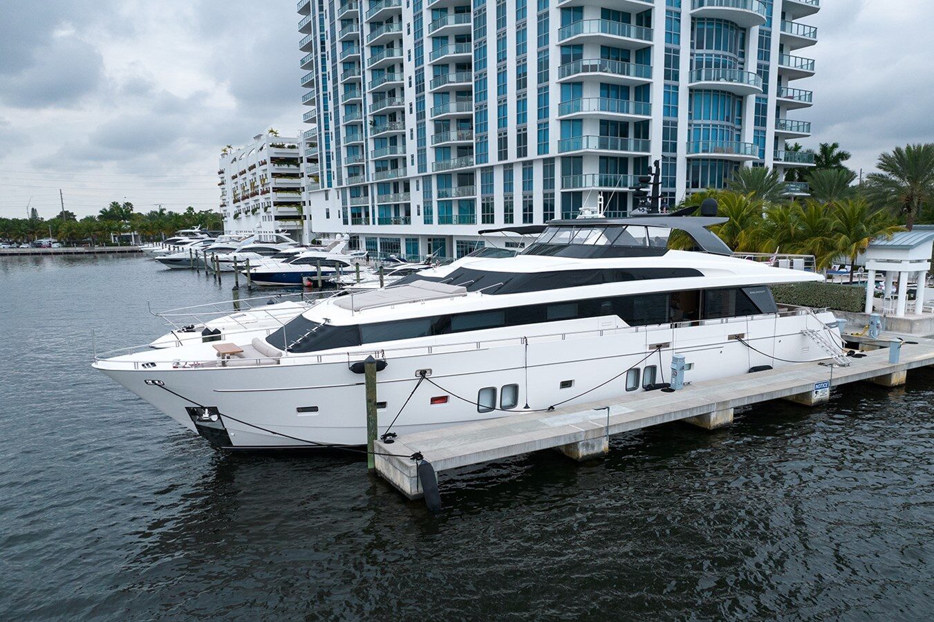106ft SANLORENZO YACHTS yacht RYEN u2014 exterior