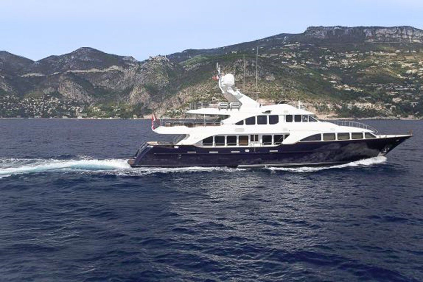 120ft BENETTI YACHTS yacht SOHO u2014 exterior